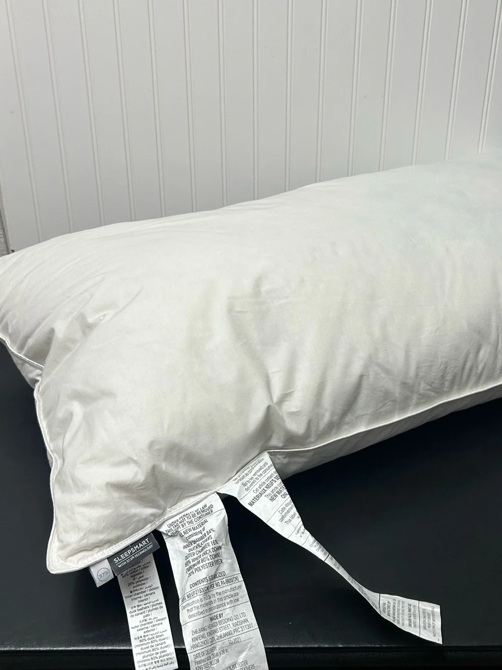Pottery Barn Sleepsmart 37.5® Temperature Regulating Pillow Insert